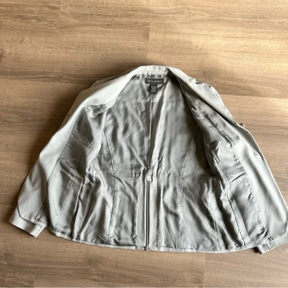 Banana Republic Women's Soft Gray Suit Jacket - Picture 5 of 7